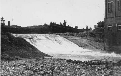 18632